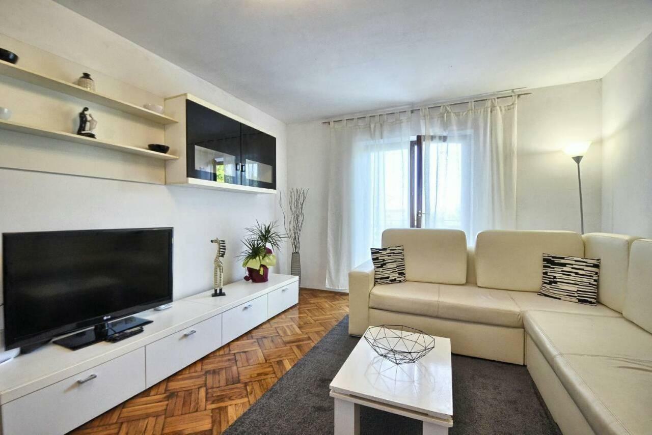 Apartament The Big Smile